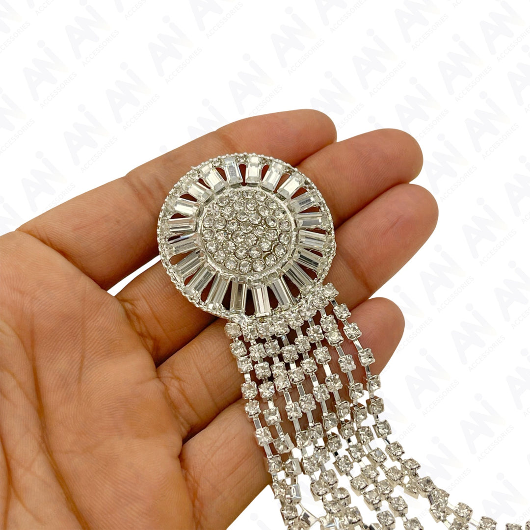 Tassel Rhine Stone Silver Brooch for Men & Women Fashion with an elegant design and sparkling embellishments