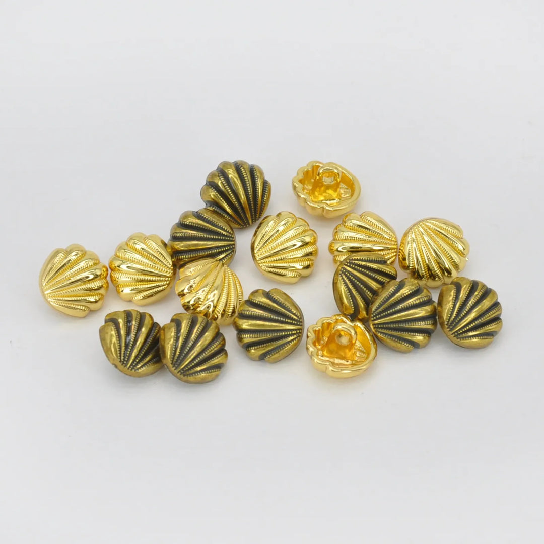 Scallop Shell Shaped Metal Button | 12mm (20L)
