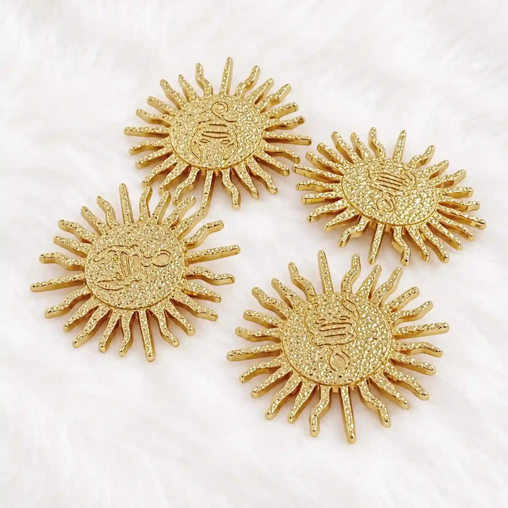 ANI Accessories gold sun face metal buttons, 45mm, on white fur with white color background 