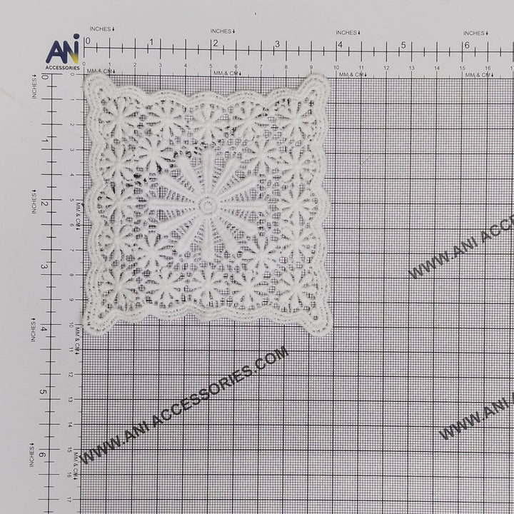 ANI Accessories square spun poly patch on a measuring grid: 4 x 4 inches (10 x 10 cm) 