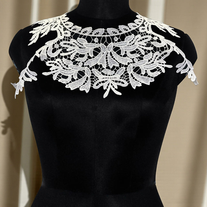 Shoulder Drop Dyeable Lace Scoop Neckline Patch