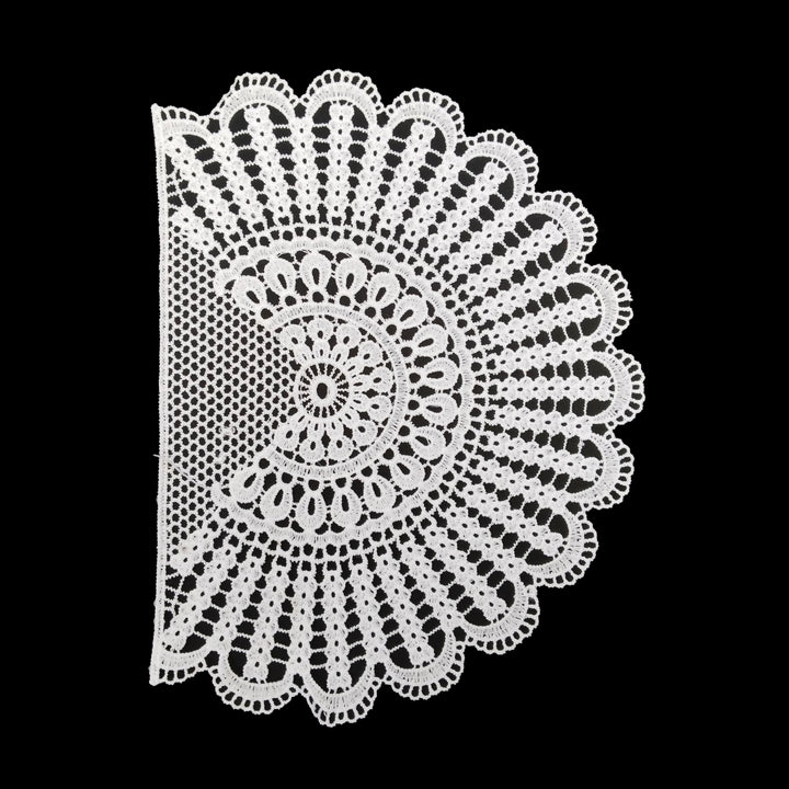 ANI Accessories fan patch in white cotton with flower centre and eyelet rays, flat view 