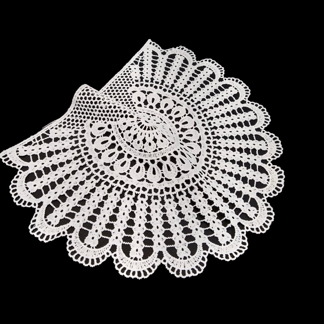 ANI Accessories white half round crochet patch in cotton with scalloped edge, on black Background 